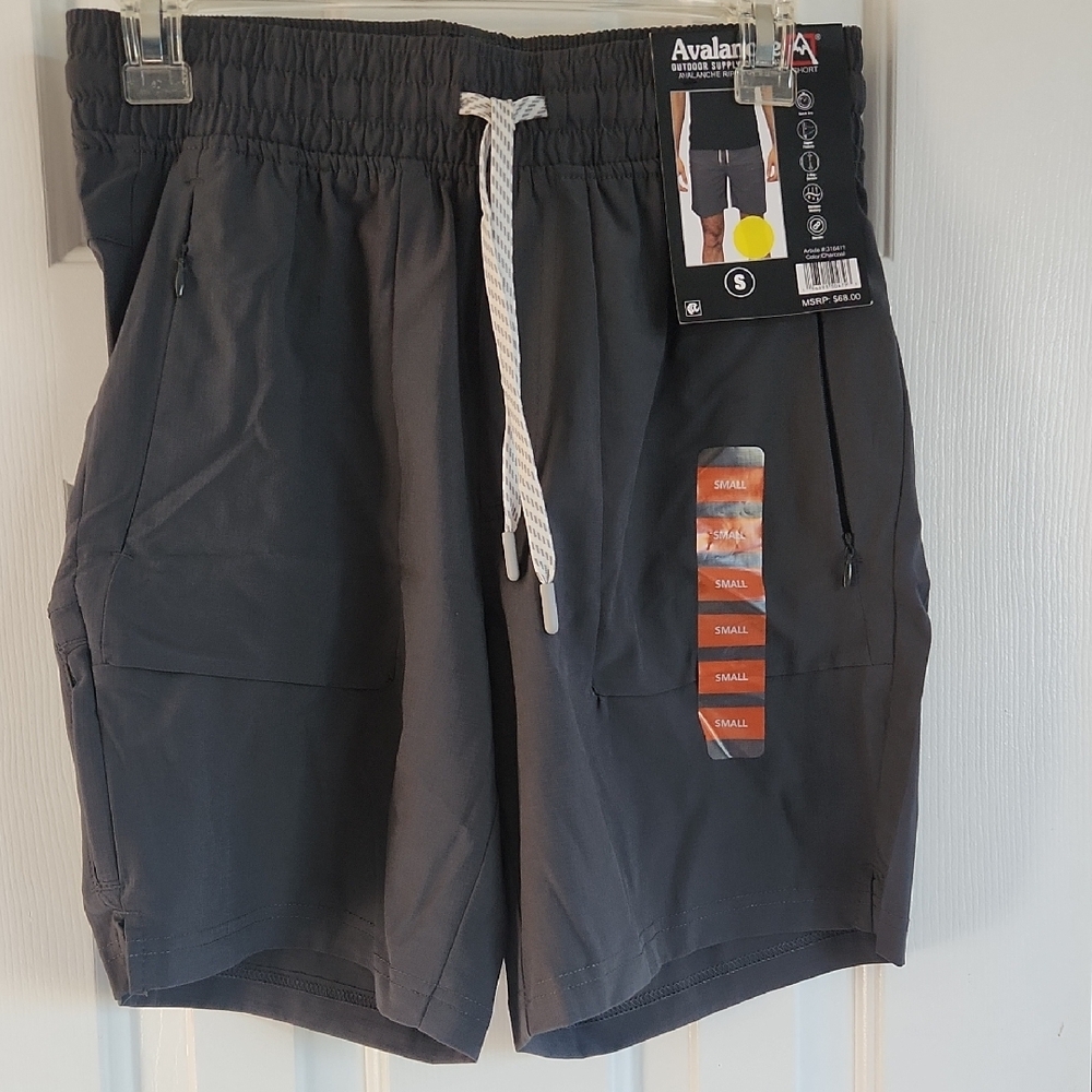 Avalanche Men's Black Shorts